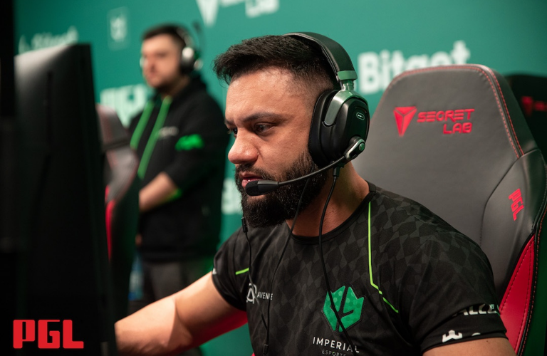 FER Criticizes YEKINDAR After His Move to FURIA