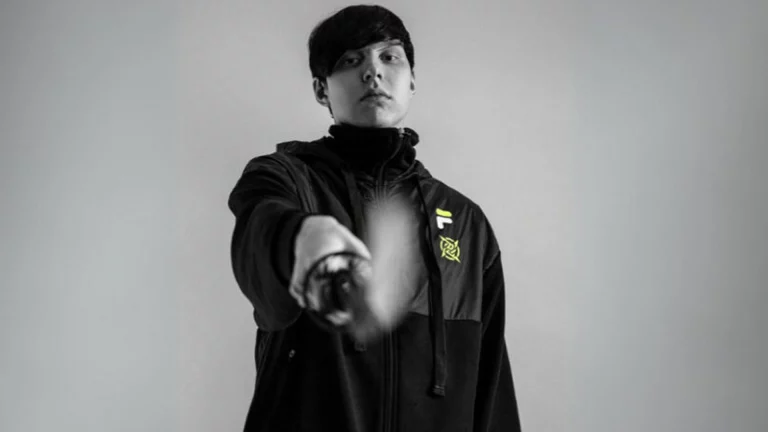 r1nkle stays with NIP until 2028 &mdash; a new era for the Ukrainian star