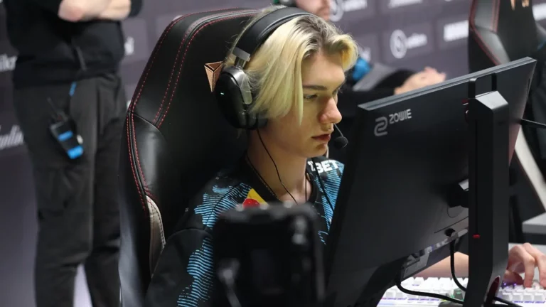 NAVI&rsquo;s Elimination from PGL Astana 2025 Shocks Fans and Analysts Alike