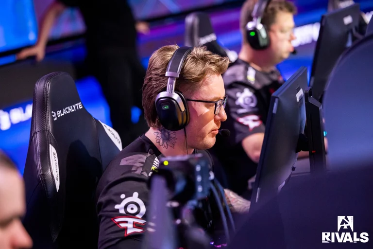 Peacemaker: FaZe a Wildcard, Falcons Face BO1 Risk at Major