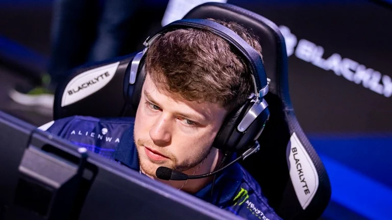 jks could join FlyQuest &mdash; organization interested in buying out his contract