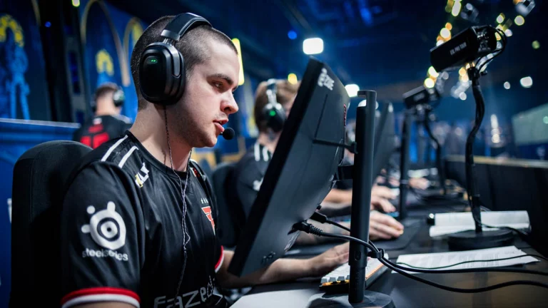 FaZe eliminate Aurora and advance at IEM Cologne 2025
