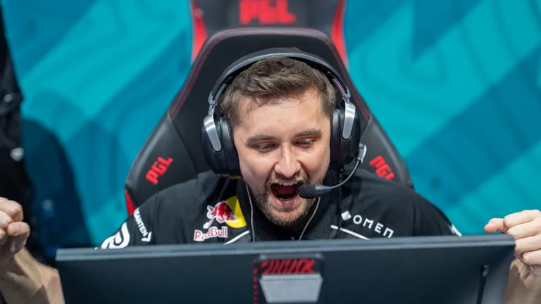 Match Prediction: Astralis vs B8 &mdash; IEM Cologne 2025 Stage 1