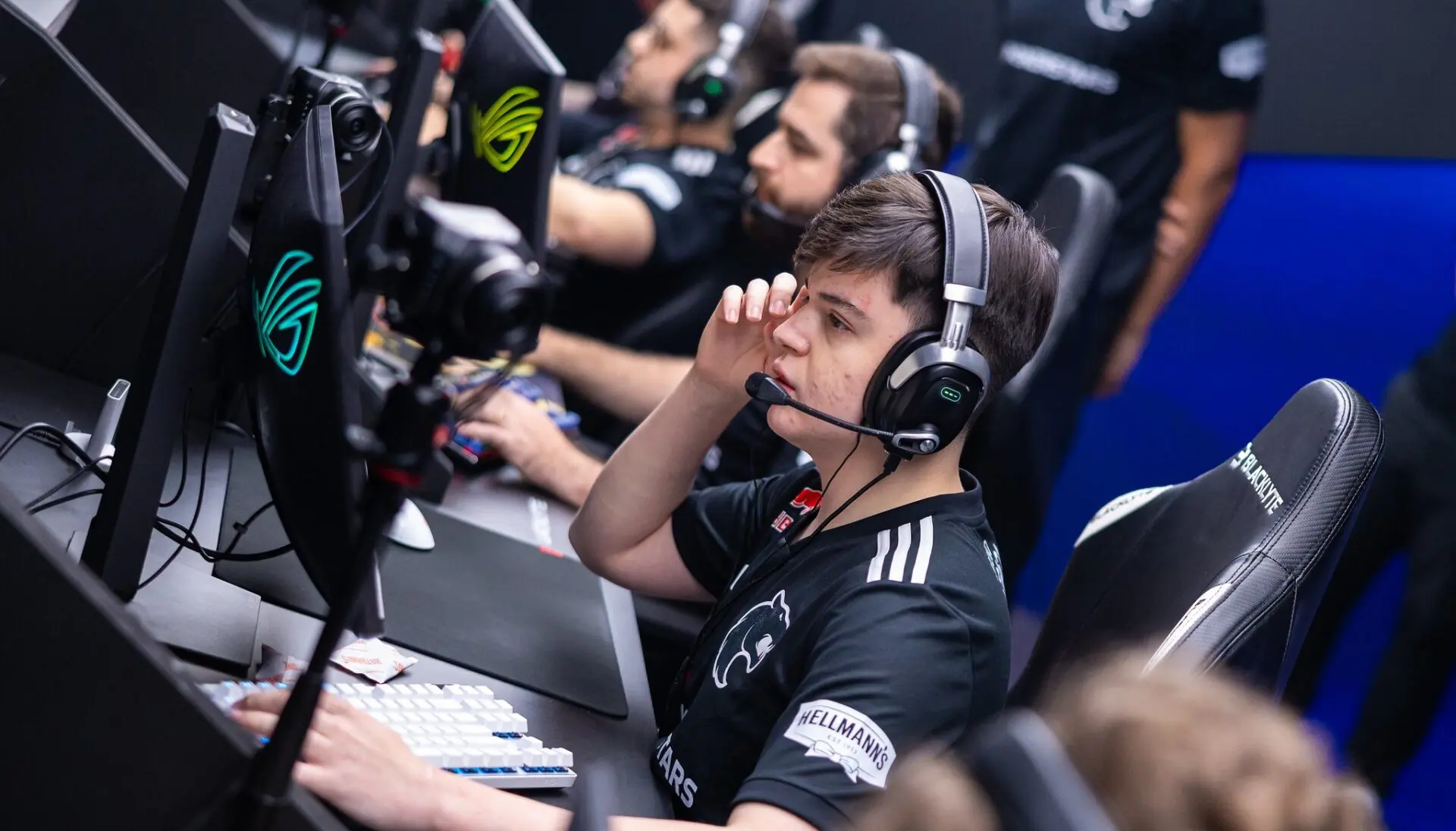FURIA defeats The MongolZ 2&ndash;0 and advances to the Thunderpick World Championship 2025 semifinals