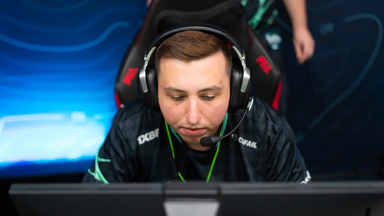 Aurora crush GamerLegion 2&ndash;0 to reach the PGL Masters Bucharest 2025 Grand Final