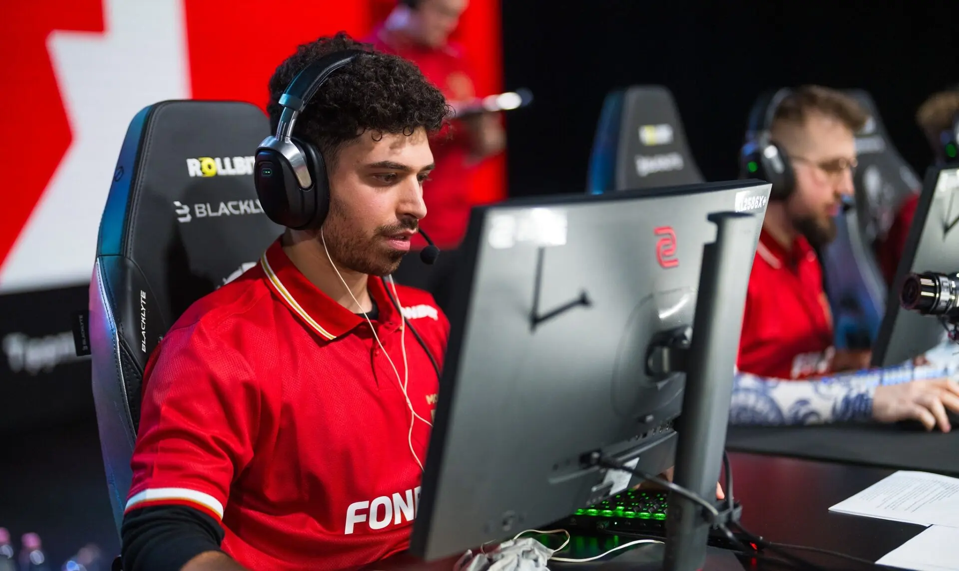 MOUZ survive Falcons in a razor-thin lower-bracket battle at IEM Krak&oacute;w 2026