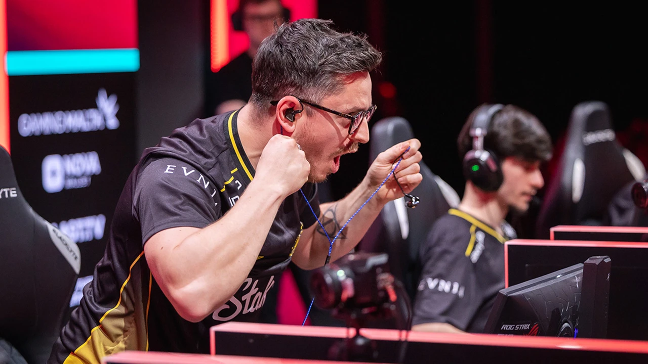 apEX &ldquo;revealed&rdquo; hilarious reason behind Vitality success in CS2