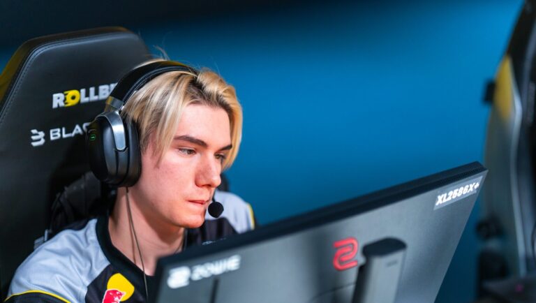 makazze leads NAVI comeback over Monte in EPL Season 23 Stage 2