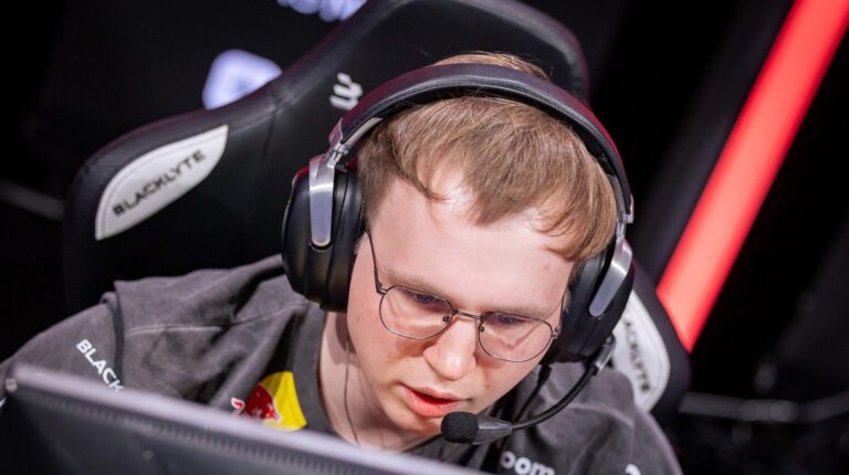 tN1R spoke about the rebuild in Team Spirit
