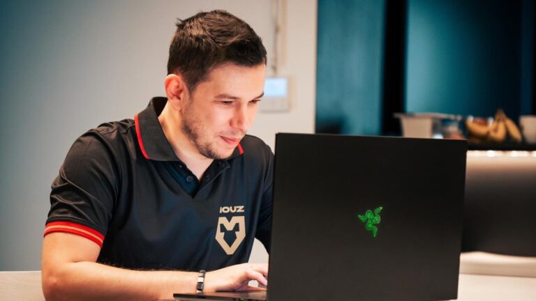 lmbt will play for MOUZ NXT at DraculaN 6 after roster change