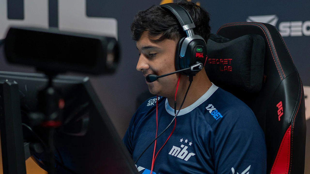 MIBR dominate EYEBALLERS to secure playoff spot at PGL Bucharest 2026