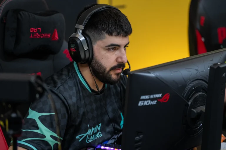 MAJ3R Shaved a PGL Astana Commentator After a Lost Bet &mdash; Community Turns It Into a Meme