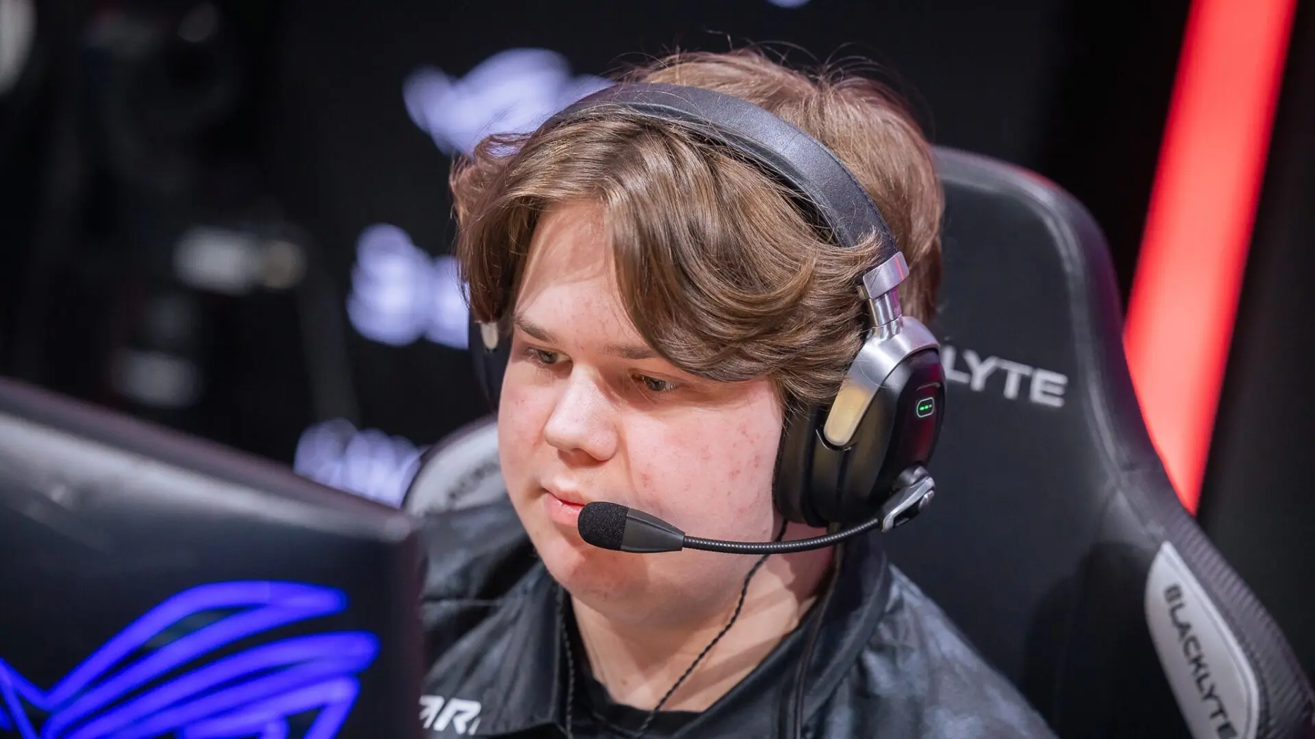 PARIVISION advanced to the semi-final of XSE Pro League Guangzhou 2026
